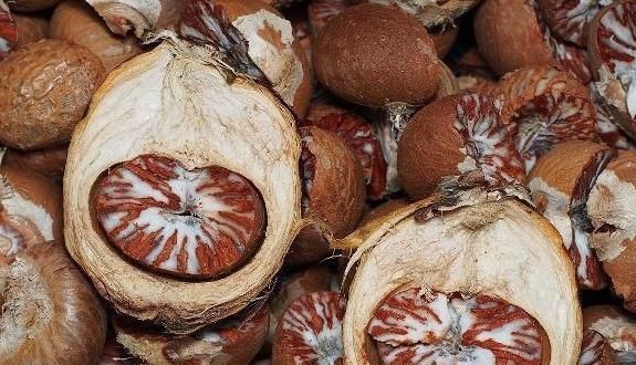 年轻人|连医生都“躲着走”的3种水果,可能多数年轻人还在吃