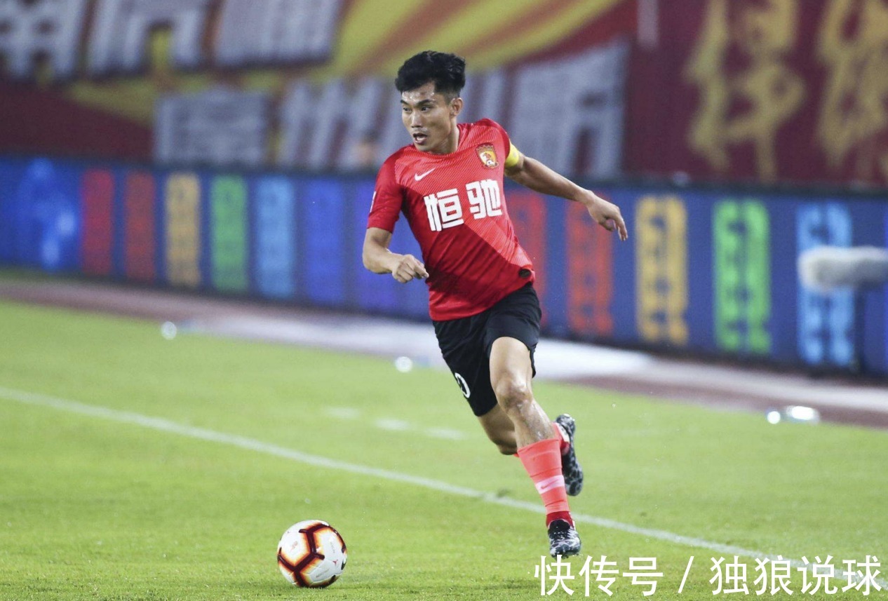 邵佳一|国足最新消息传出!李霄鹏开始放大招?人脉确实比李铁强一些