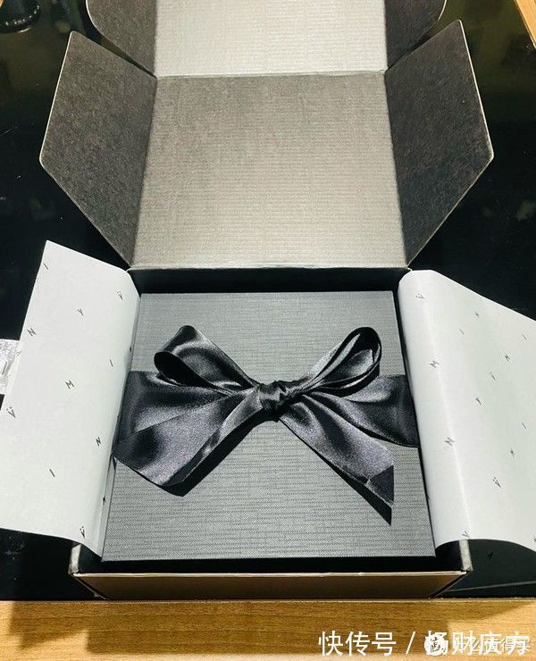 女神@别忘了11.11是光棍节!拒绝直男礼物,教你用一条项链搞定女神!