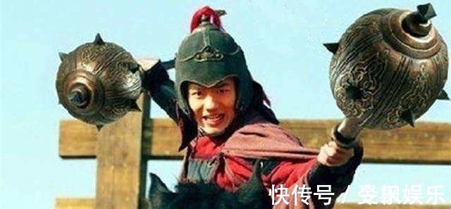 薛丁山&一对擂鼓瓮金锤重达800斤,除李元霸外,还有六人也曾使用过