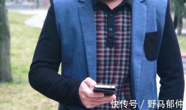 健康|吃饭快的人,要当心疾病找上门,怎么吃饭才有利健康?