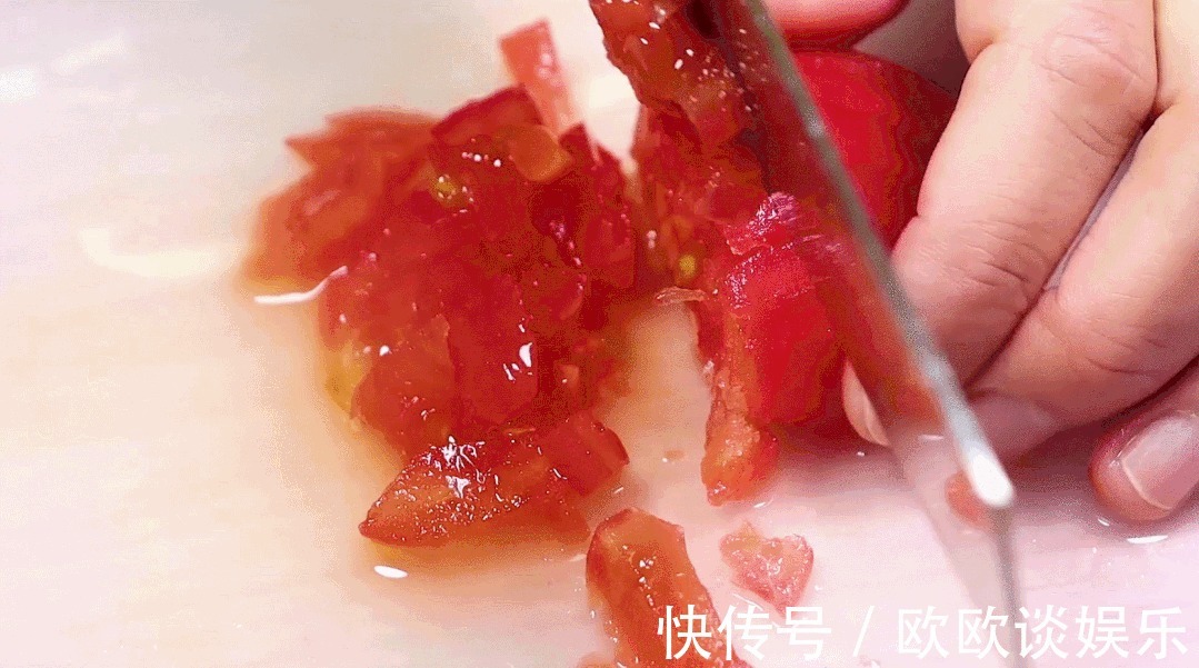 做法|别逼宝宝吃饭了！换个做法，宝宝天天都想吃，比猪肝强，辅食首选