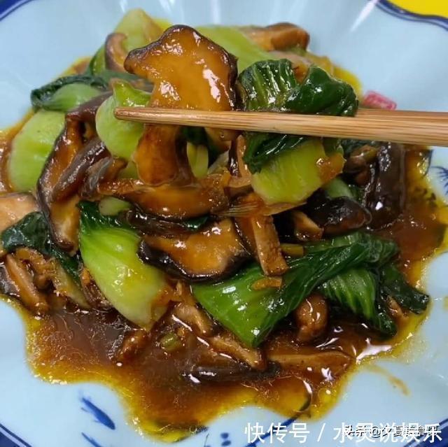  备用第|晒晒我的拿手菜，酱烧豆腐，肉末尖椒，辣炒鸡胗，香菇油菜