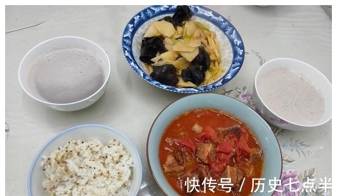 电饭煲|煮米饭时，记得提前“放2味”，米饭粒粒分明，Q弹好吃