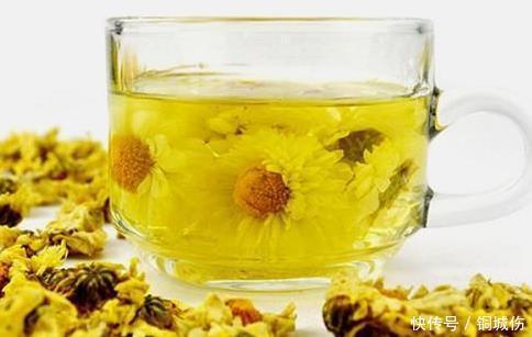 世卫组织呼吁一种“水”经常喝,肝病“不请自来”,应尽量少喝