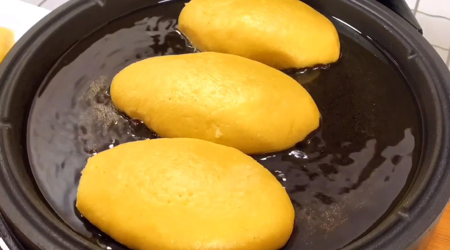 底部焦香|玉米面最好吃的做法,一周至少吃4次,营养美味好消化,越吃越香