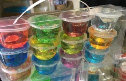 孩子|“我看不见了”外公捡到一支神奇的笔,外孙玩了5分钟被送进医院