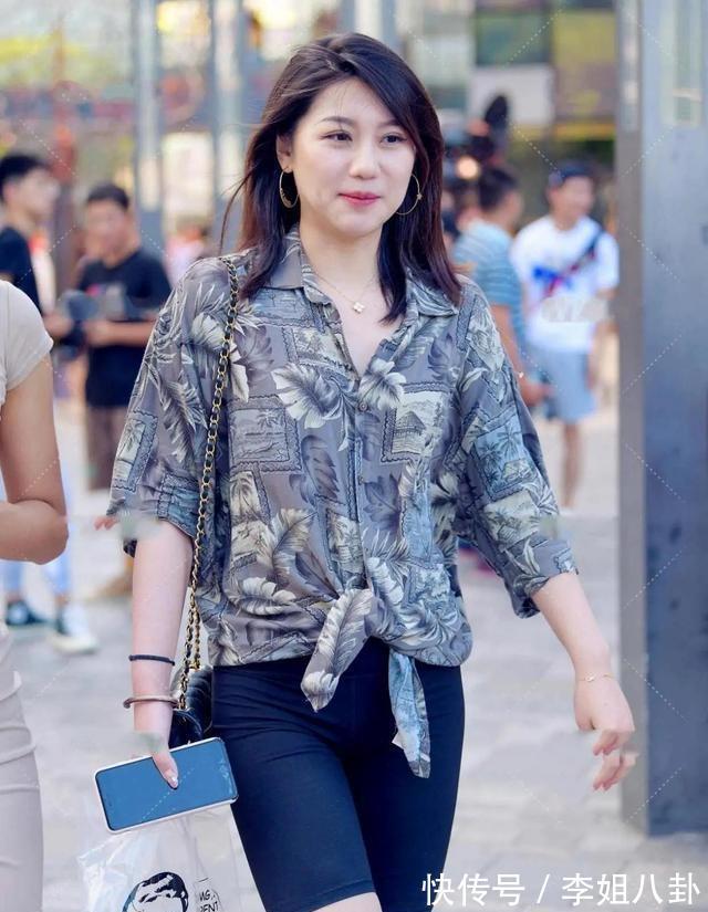 日系|白色羊毛衫的日系甜美,高腰裤腿长,穿着简单清新