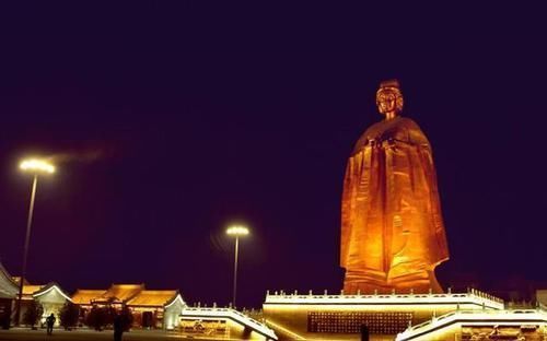 破头|爸爸姓滚,喜迎双胞胎,却为起名想破头,爷爷随口一说全家点赞