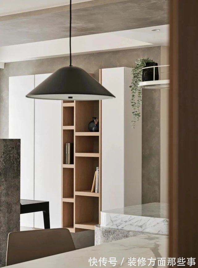 书房|116㎡现代三居室,拆掉次卧,半隔断电视墙隔出一个大书房