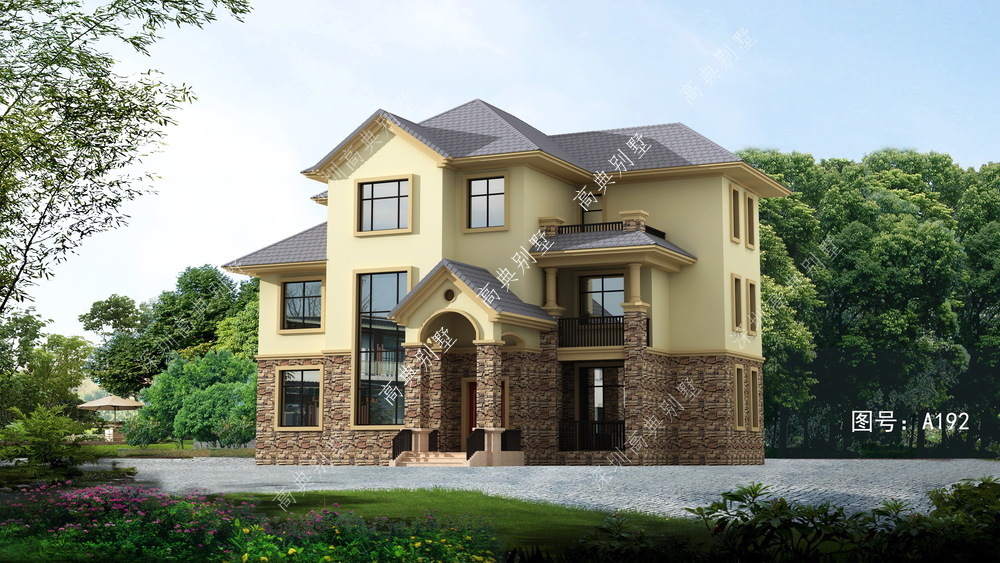 凹凸有致|实用的欧式别墅,造型凹凸有致,让人过目不忘。