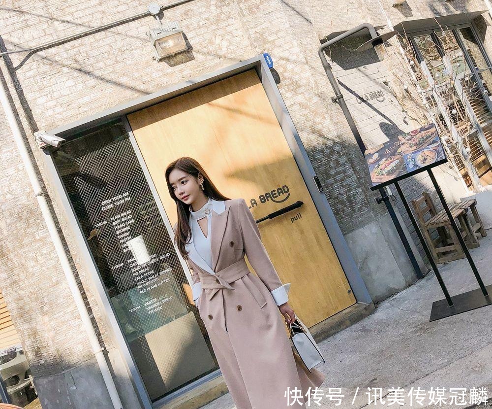 巴黎|女神孙允珠:纯白菱角翩跹巴黎轻盈西装裙!