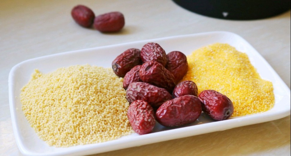 红枣|秋干气燥，早餐多喝这米糊，简单省时又营养，比喝牛奶舒服