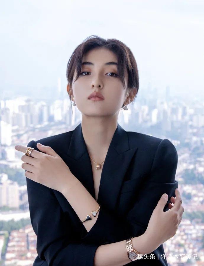 穿搭|女人适合戴“手镯”还是“手表”三个理由告诉你,戴错很尴尬