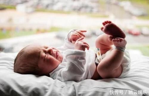 脐带|新生儿出生后的10多分钟,到底在“折腾”些啥其实他比妈妈忙