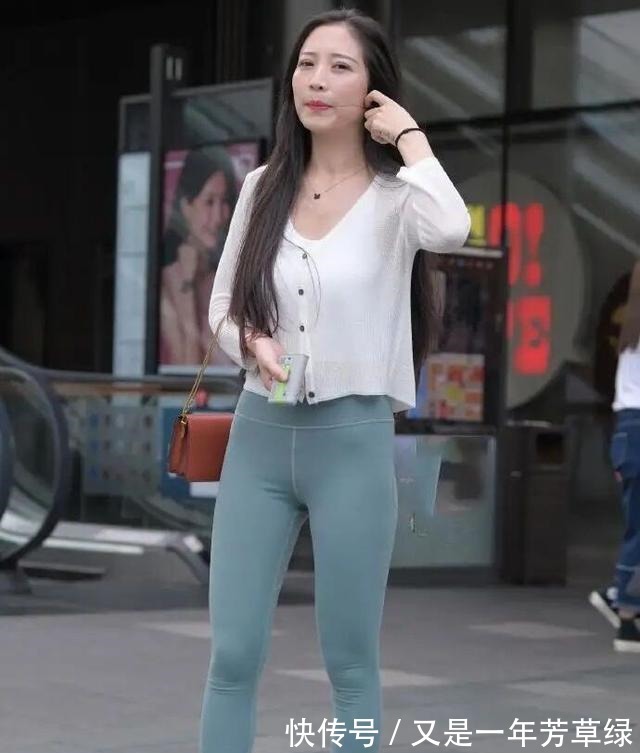 人字拖 牛仔裤过时了!今年夏天流行好看的裤子,时尚修身,什么都在线!