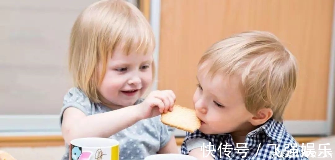 身高|睡前做这三件事，孩子多半长不高，不少家长还在犯，伤娃不自知