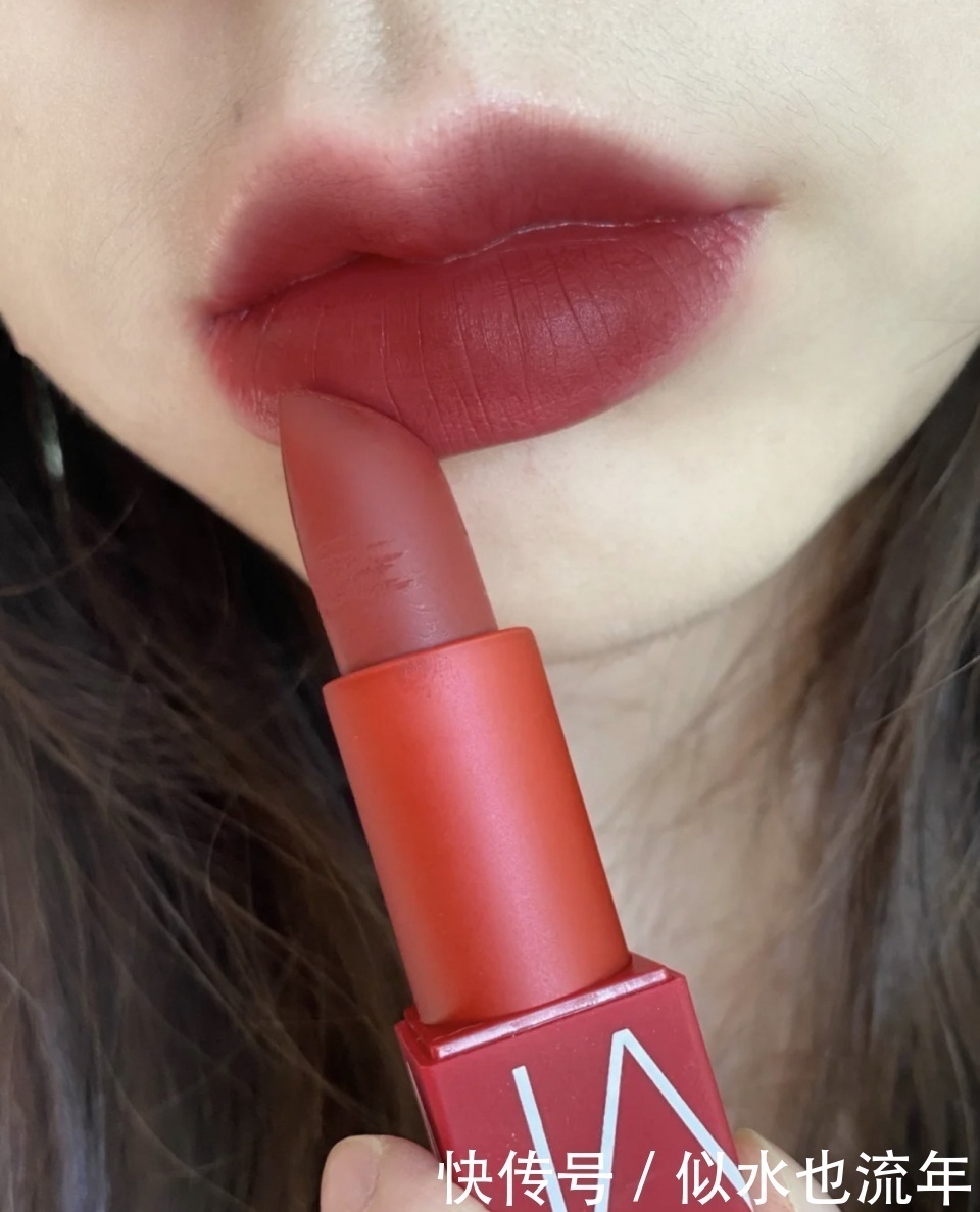 颜色|气场满满的口红色号推荐:特别适合一些温柔御姐型的女生!