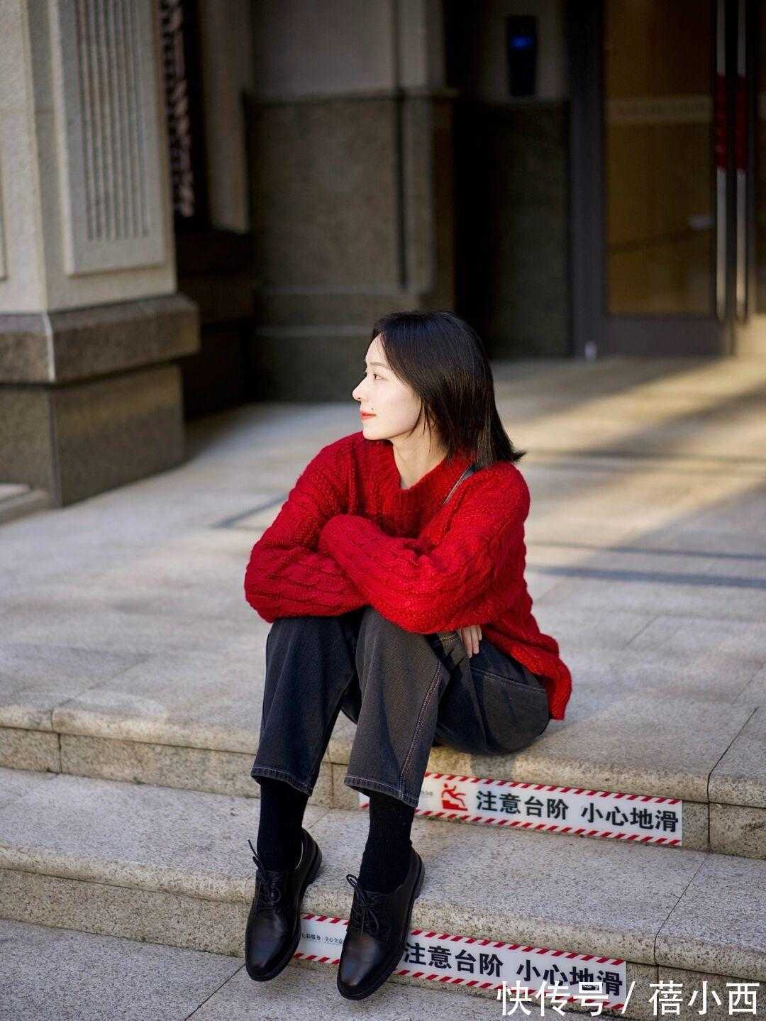 毛衣 穿“毛衣”下半身不知道怎么搭?建议这3条裤子,遮肉显瘦还百搭