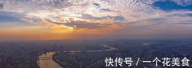 地产|8月沙场秋点兵,南宁前30名房企列队进场!
