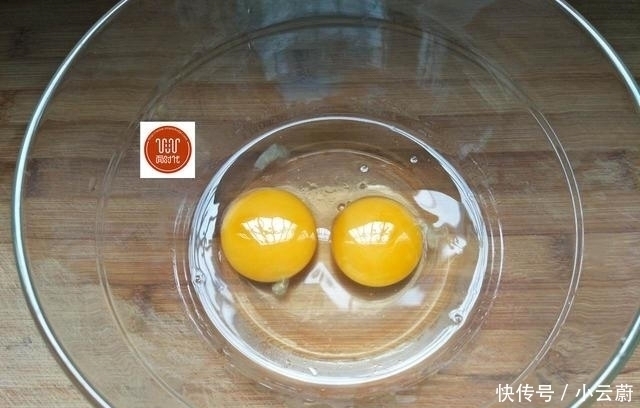 过瘾|金针菇换个新做法,大人小孩都喜欢,上桌抢着吃,太过瘾了!