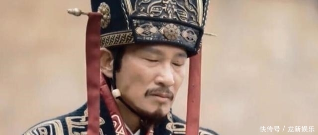 荀彧|曹操派人送给荀彧一食盒，荀彧看后服毒自尽，多年后儿子杀尽曹氏三族