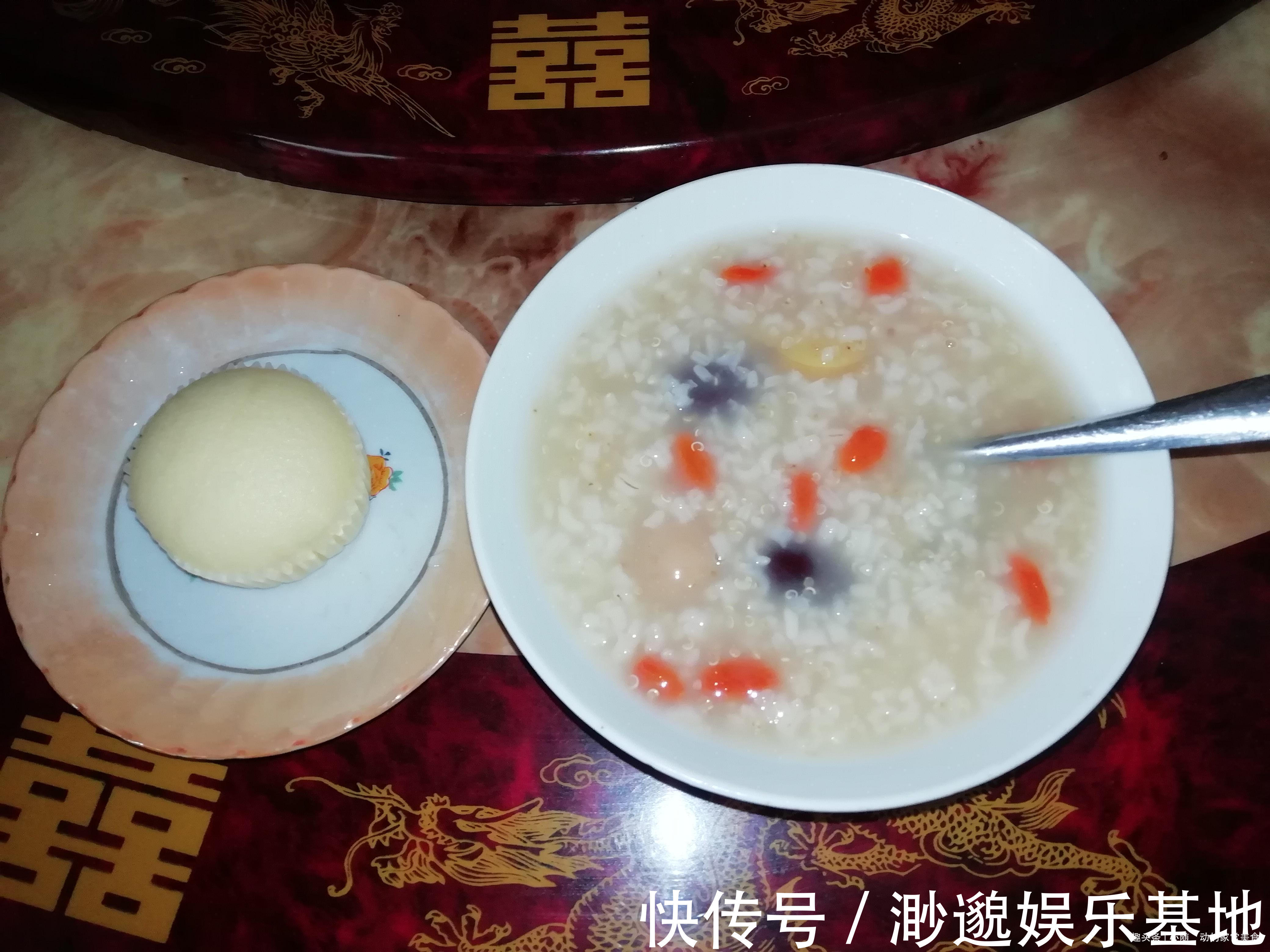 晒晒婆婆家的早餐，8天不重样，吃得舒服又营养，每天只要几块钱