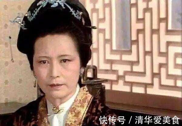 王夫人&面对贫困的刘姥姥，王夫人豪掷100两，贾母为何只送几件旧衣裳？