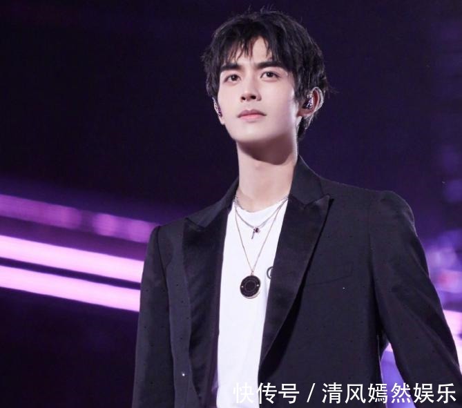 陣容|芒果臺又推出新檔真人秀，眾多正當紅男藝人加盟，這陣容熬夜都追