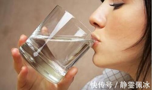 番茄红素|脸上长斑的人，3种食物是天然的“褪黑素”，吃再多也没事