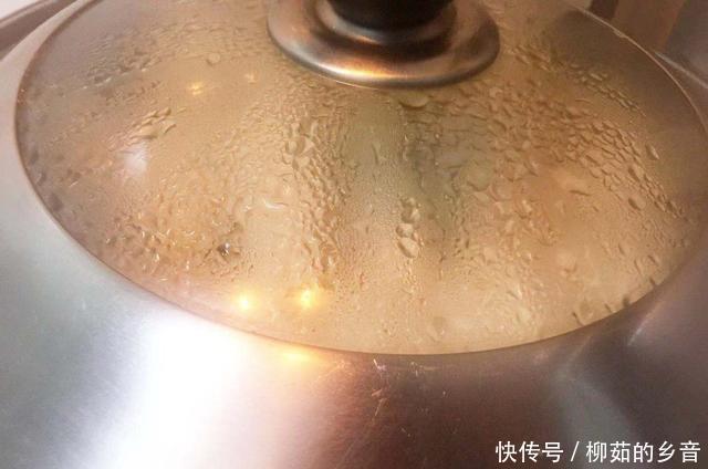 萝卜|不用发面也能做出鲜香味美的大包子，薄皮大馅，一出锅就被抢光了