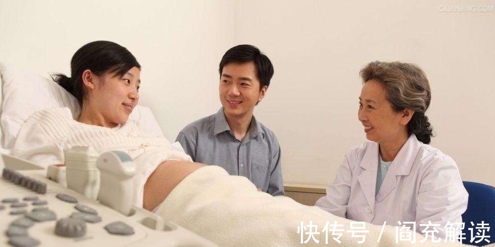 进产房|产妇分娩疼痛难忍,丈夫反手就是一巴掌,医生:让他进来干啥