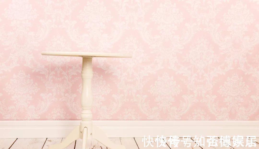 使用寿命|墙面刷漆好还是贴壁纸好?装修的时候没听劝,现在后悔死了