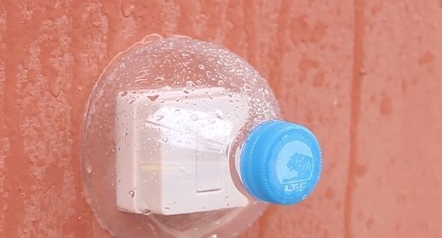 窗帘|她把塑料瓶放在窗帘上,解决了千万人的烦恼。。。