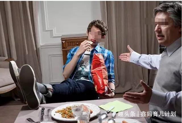 老行为|国外孩子18岁后不问父母要钱没那么简单,这种啃老方式更打脸