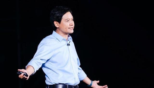 顶配|为什么大家更愿意选择iPhone13,而不是顶配安卓旗舰呢?