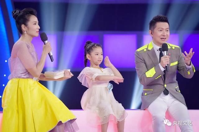 才艺|5岁“全能”小不点“上知天文下有才艺” 登台只为帮妈妈圆央视舞台梦