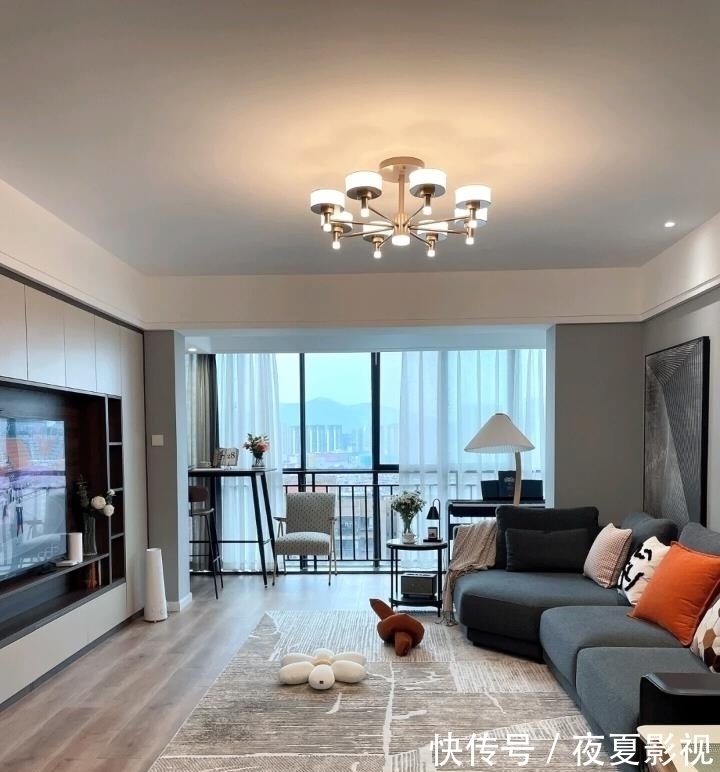 新家|年轻小夫妻83㎡新家,典型的一体化设计,越简单,越舒适