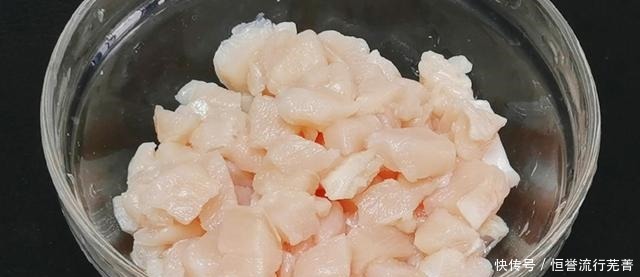 怕胖又想吃肉,可以试试这道菜,有肉有菜,10分钟上桌,营养美味