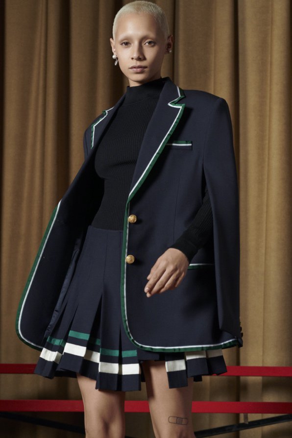 Y2K、土酷风要过去了？这个秋冬“学院风”来势凶猛|教你美 | enzo