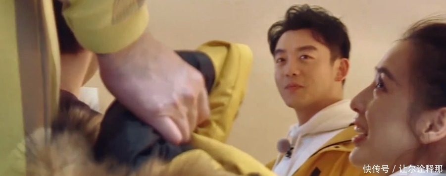 被嘉宾排挤,还被年轻导演调侃,郑恺为何仍不愿离开《奔跑吧》?