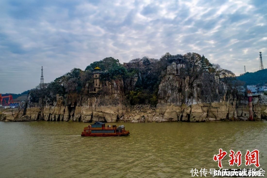 鄱阳湖|中国最大的淡水湖鄱阳湖水位跌破9米 逼近极枯水位