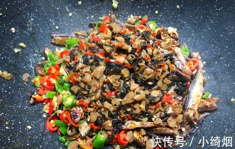 这东西越来越少,150一斤有点贵,却很受男人欢迎,下酒特棒