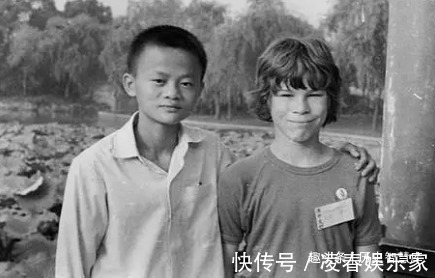 杭州师范大学|35年前一父子每年资助马云400元上学,马云后来是怎样报答的