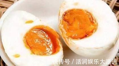 身体健康|经常吃咸鸭蛋对身体健康是好是坏什么人不能多吃今天告诉你