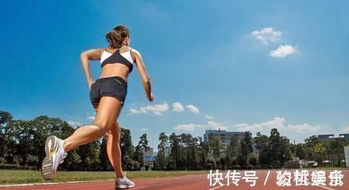 无氧运动|总是半夜三更醒来,别简单以为是失眠,或是3种疾病来袭,别大意