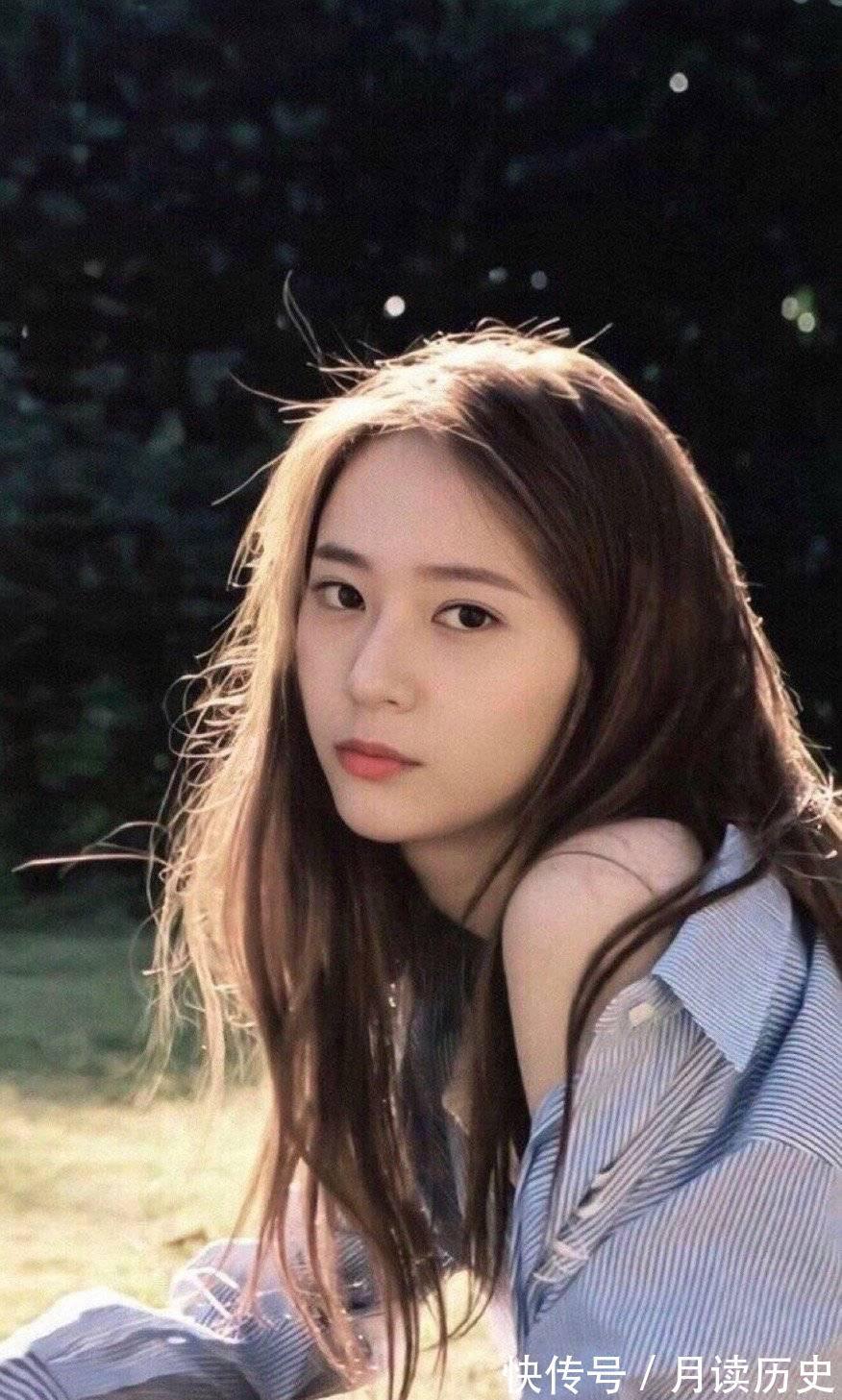 女生|普通女生脸上有3个特点,就是难得的“冷感美人”,太气质了