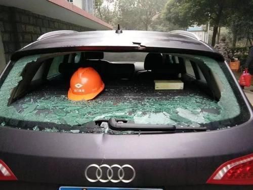 辐射|邻居不关WiFi,孕妇怒砸汽车:我宝宝出了事,你付不起这个责