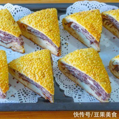 红豆馅儿|好吃到舔盘的黄金大饼，吃一次就上瘾