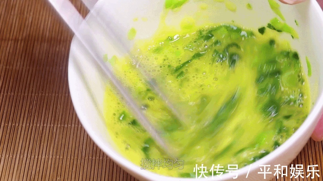 辅食|别做蒸蛋给宝宝吃了!跟我做,孩子更爱吃,软糯好消化,辅食首选